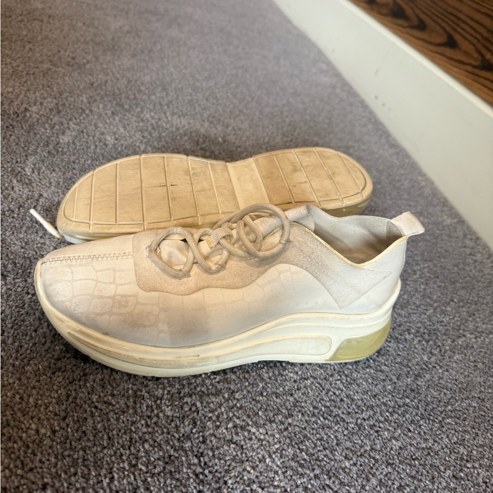 Steve Madden Cream Sneakers